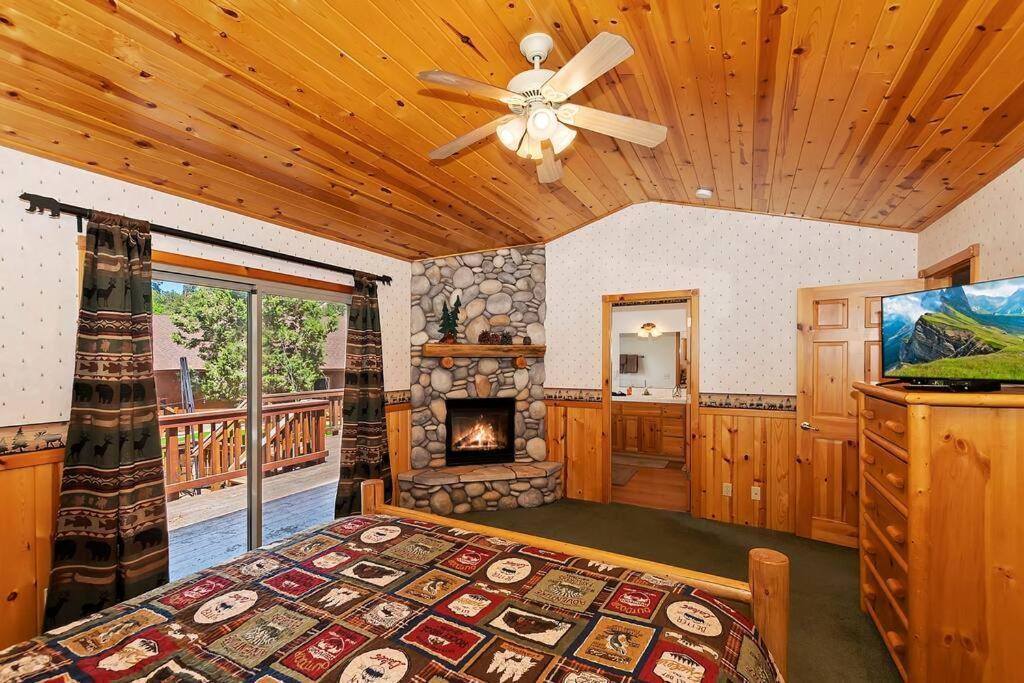 Teakwood - 3-Br Spa, Fire Pit, Quiet, Ac, Centrally Located Villa Big Bear Lake Eksteriør billede